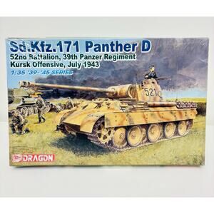 Dragon Sd.Kfz.171 Panther D Kursk 1943 1:35 Plastic Model Kit 6164 New Sealed